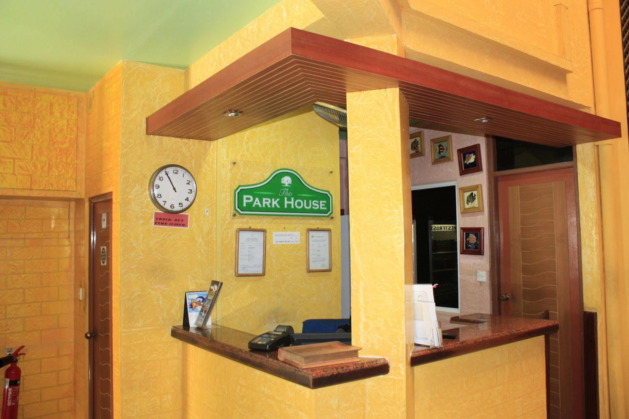 The Park House Hotel Male Exterior foto